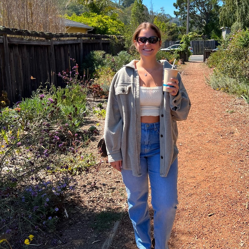 Meet your Posher, Haley